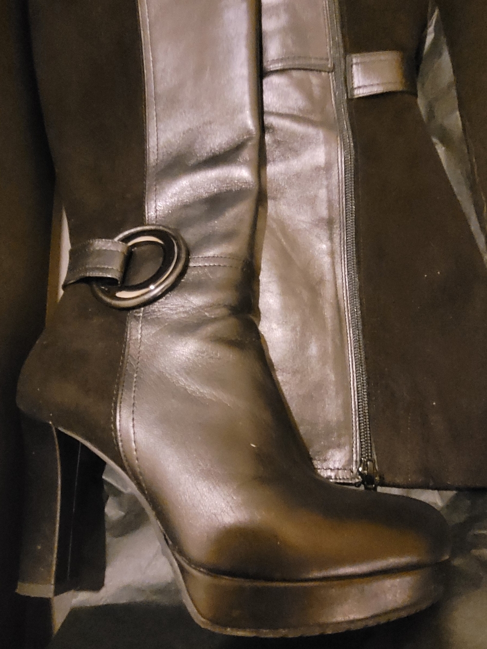 Women's Black Mid-Calf Platform Heel Boots with Ring Accent